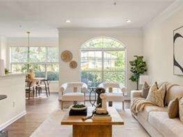 200 Renaissance Parkway NE, Unit 215, Atlanta, GA 30308