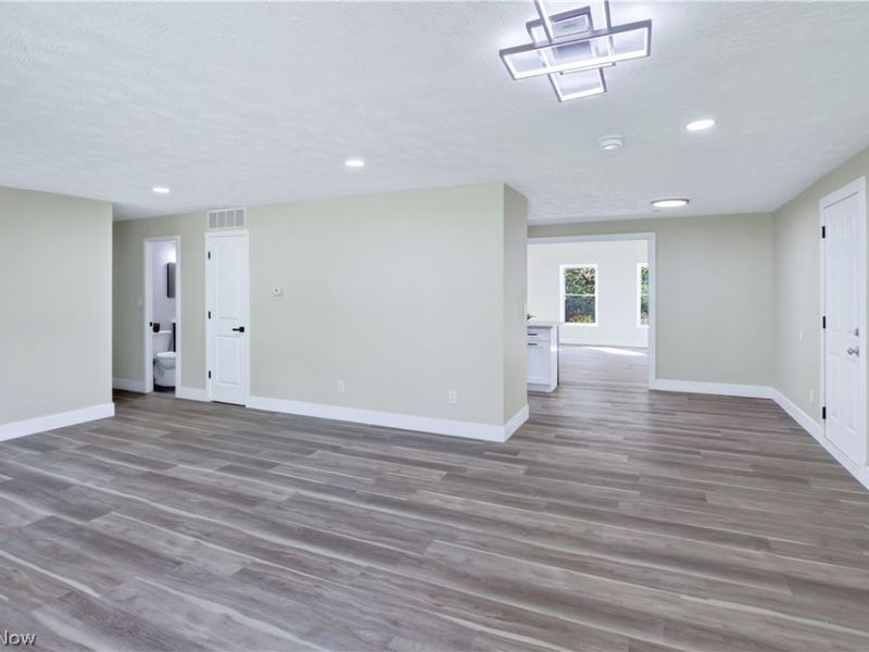 6242 Oxford Court, Bedford Heights, OH 44146 Photo 19