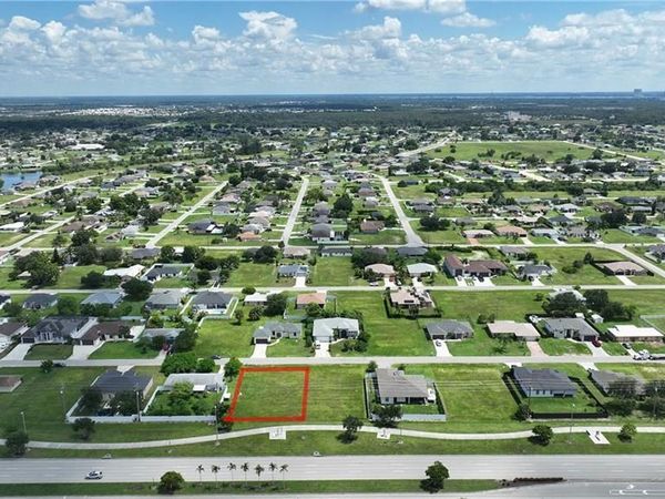 2104 NE 16th PL, CAPE CORAL, FL 33909