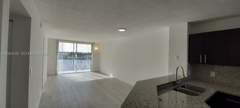 8710 N Sherman Cir, Unit 403, Miramar, FL 33025 Photo
