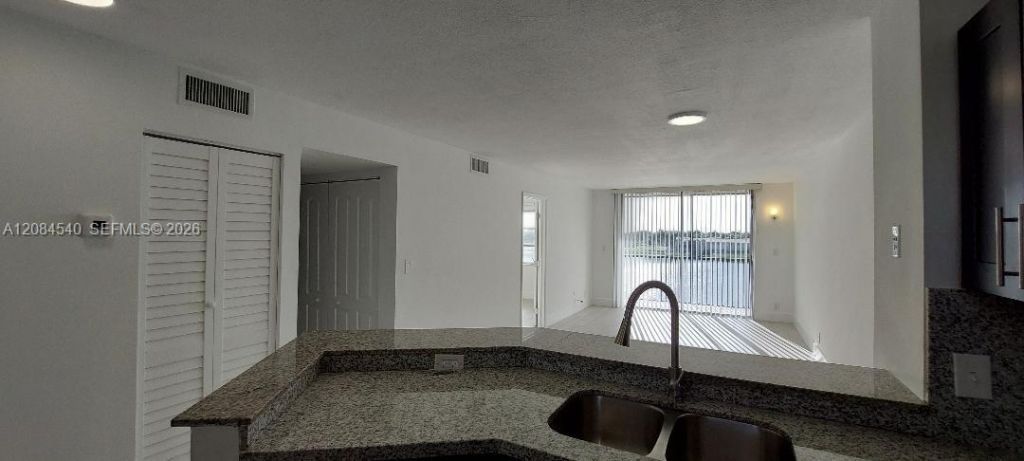 8710 N Sherman Cir, Unit 403, Miramar, FL 33025 Photo