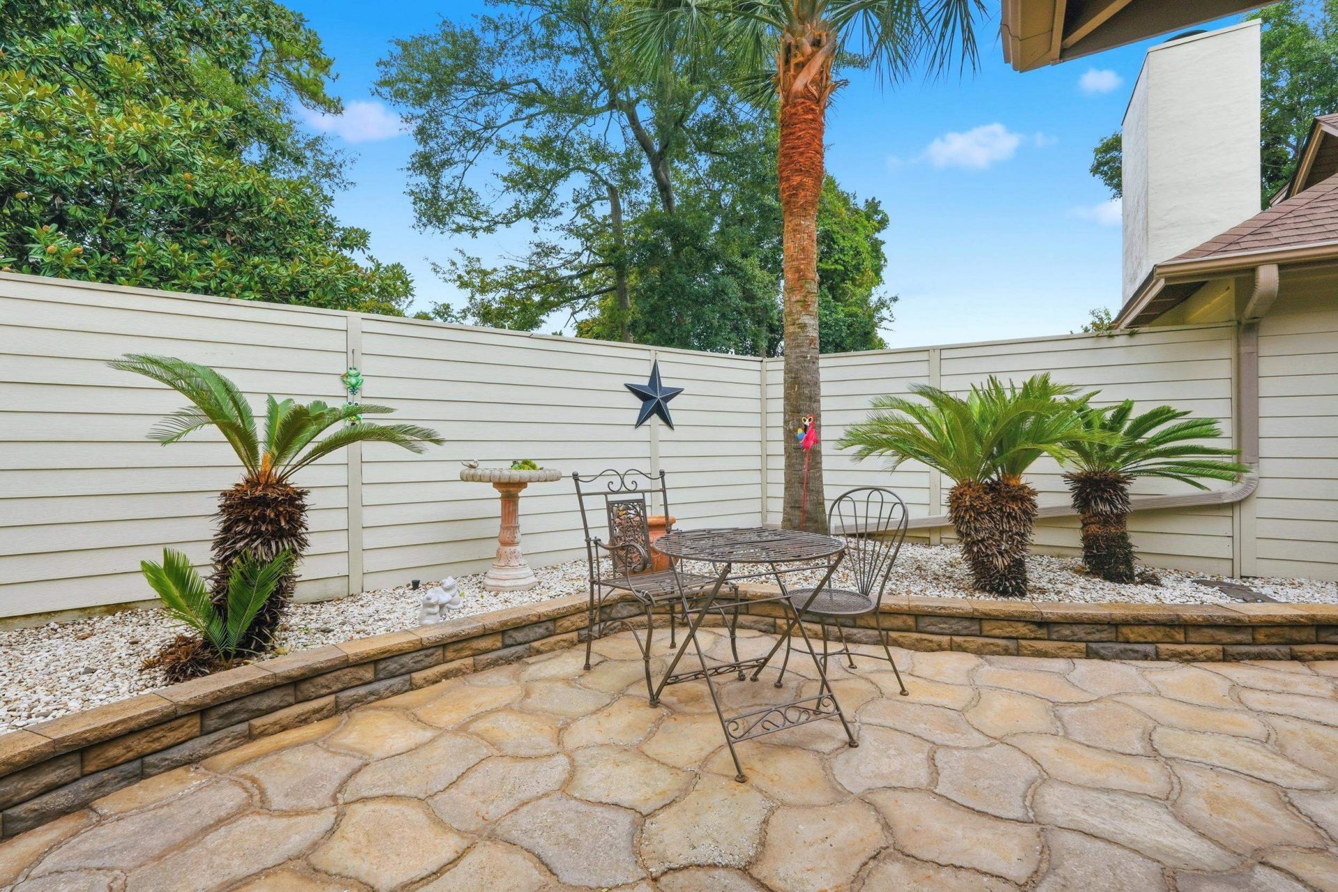 490 Ocean Creek Dr.  Photo 26