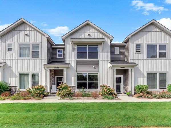 14480 Twin Lakes Circle, Burnsville, MN 55306