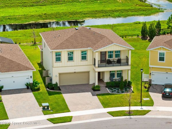 660 Veridian Circle NW, Palm Bay, FL 32907