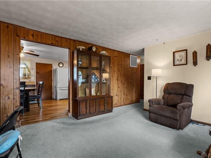 7845 Harshmanville Road, Huber Heights, OH 45424 Photo 11
