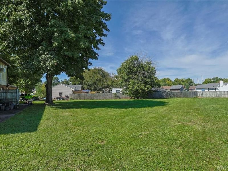 301 Sal Boulevard, Trenton, OH 45067 Photo 3
