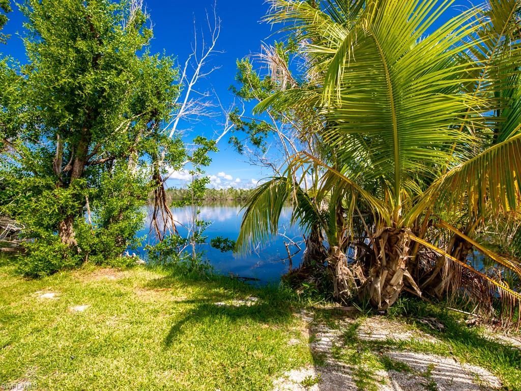 1450-1460 Court Pl, Sanibel, FL 33957 Photo