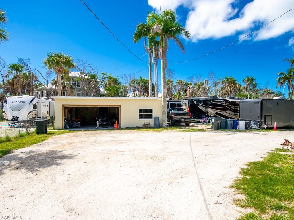 1450-1460 Court Pl, Sanibel, FL 33957 Photo