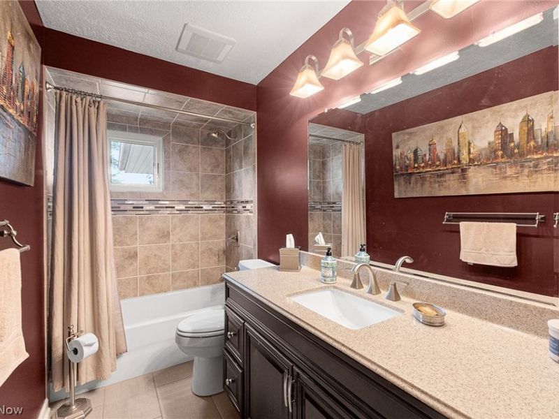 9300 Cambridge Drive, Parma, OH 44129 Photo 14