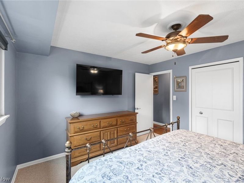 9300 Cambridge Drive, Parma, OH 44129 Photo 16