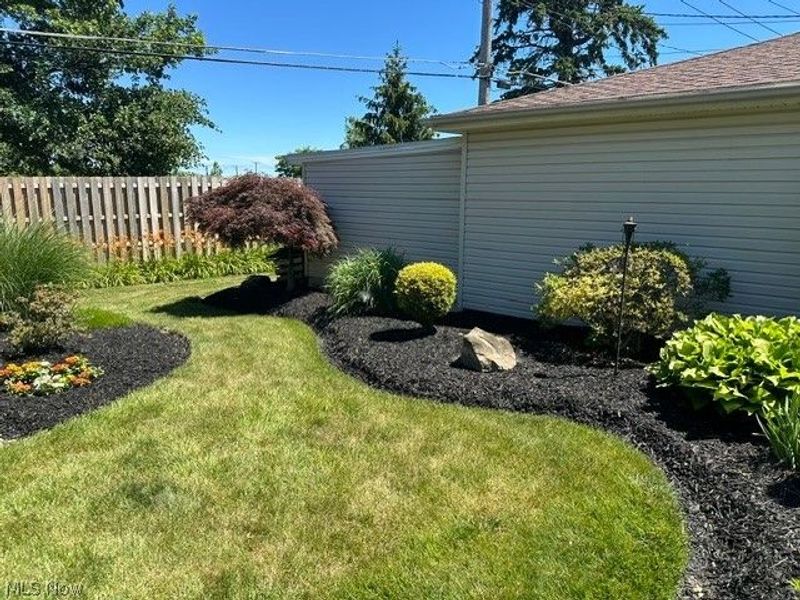9300 Cambridge Drive, Parma, OH 44129 Photo 34