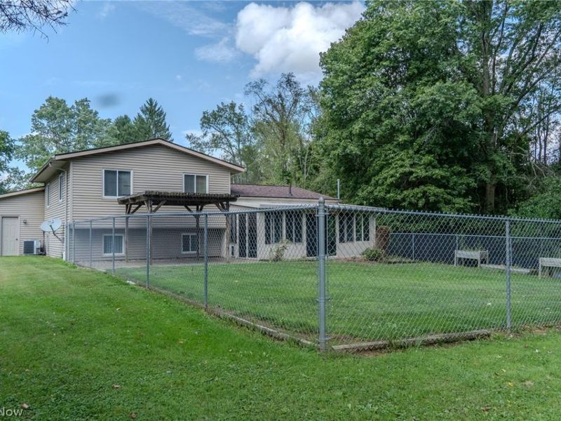 2848 Pressler Road, Uniontown, OH 44685 Photo 5