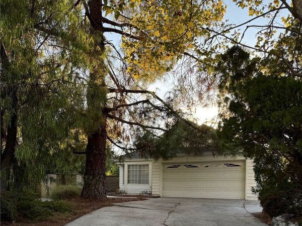 16742 Tiara Court, Canyon Country, CA 91387