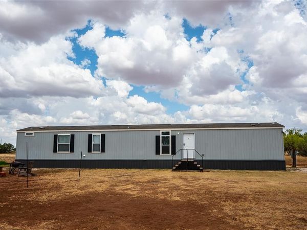 502 B NW Sixth Street , Trent, TX 79561