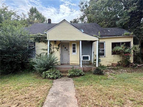 1146 Cook Street , Winston-Salem, NC 27105