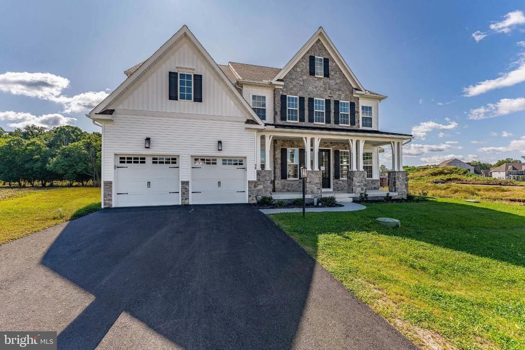 16 MCKNIGHT FARM LANE, GLENMOORE, PA 19343