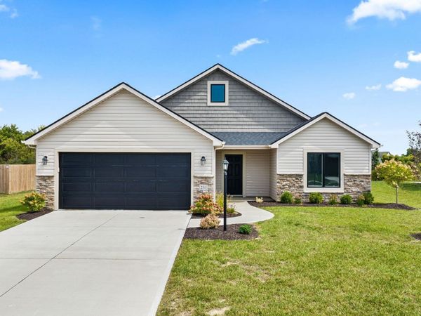 251 W Longfellow Boulevard, Columbia City, IN 46725