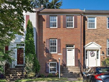 2762 STONE HOLLOW DRIVE, VIENNA, VA 22180