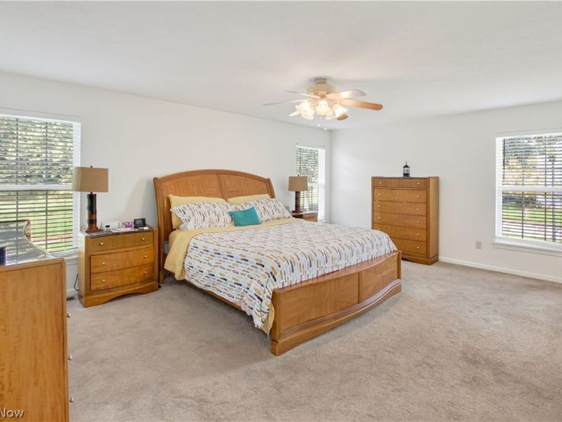 5166 Weatherstone Drive, North Ridgeville, OH 44039 Photo 17