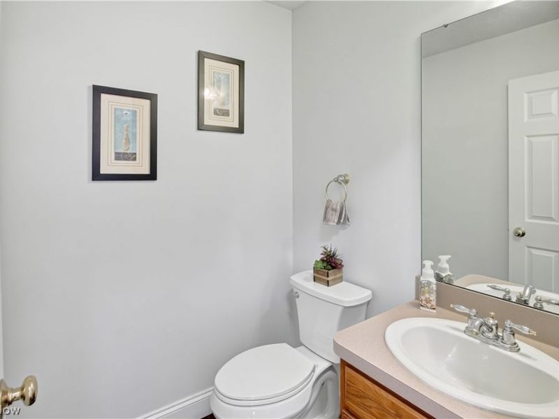 5166 Weatherstone Drive, North Ridgeville, OH 44039 Photo 21