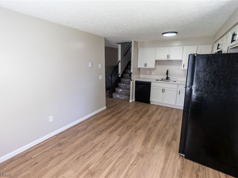 5922 Albert Avenue, North Ridgeville, OH 44039 Photo 3