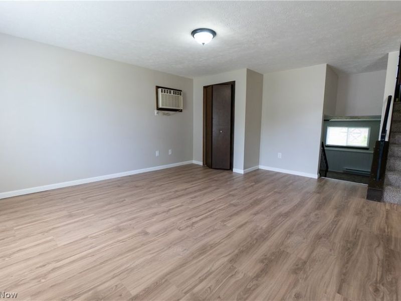 5922 Albert Avenue, North Ridgeville, OH 44039 Photo 7