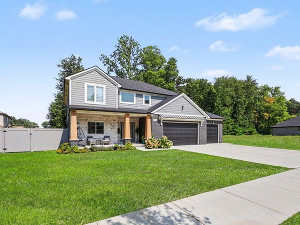 29101 Brooke Meadows Court, Unit 20, Chesterfield, MI 48047