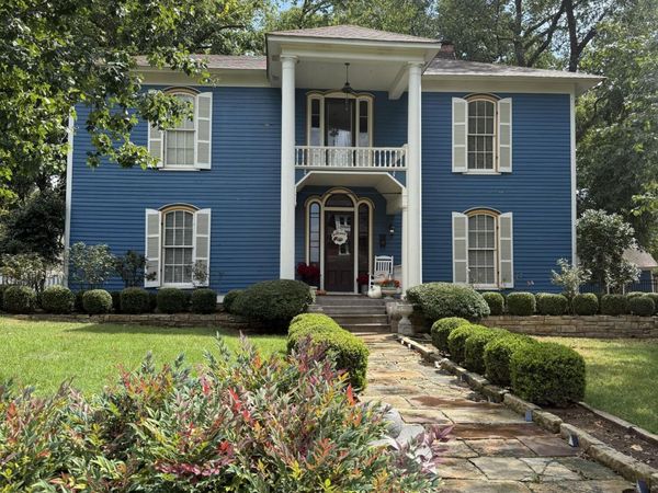 888 E Main Street, Batesville, AR 72501