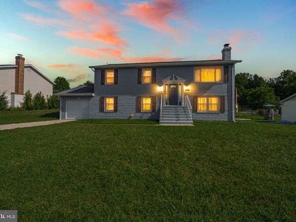 8916 TRUBADOR DRIVE, CLINTON, MD 20735