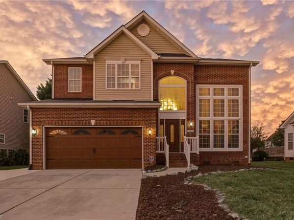 580 Pimlico Circle, Whitsett, NC 27377