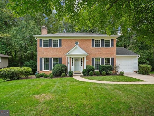 3215 AMBERLEY LANE, FAIRFAX, VA 22031