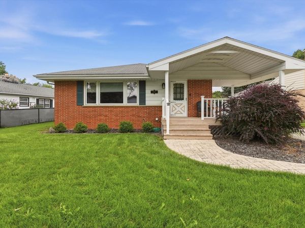 10114 W Fiebrantz Ave, Milwaukee, WI 53222