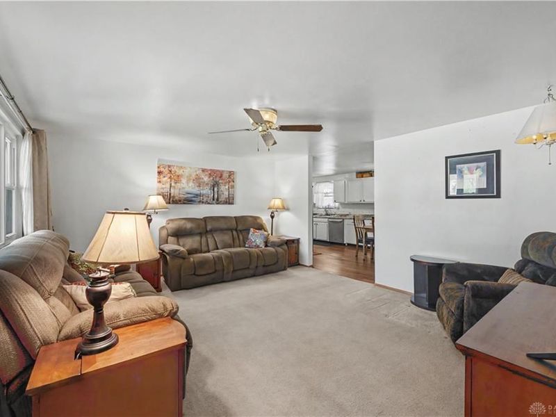 400 Zimmerman Street, New Carlisle, OH 45344 Photo 4