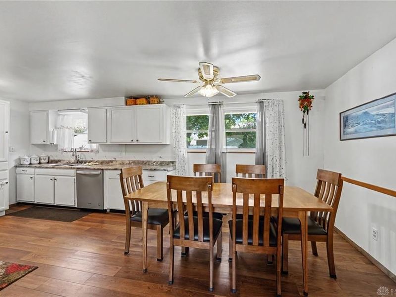 400 Zimmerman Street, New Carlisle, OH 45344 Photo 7