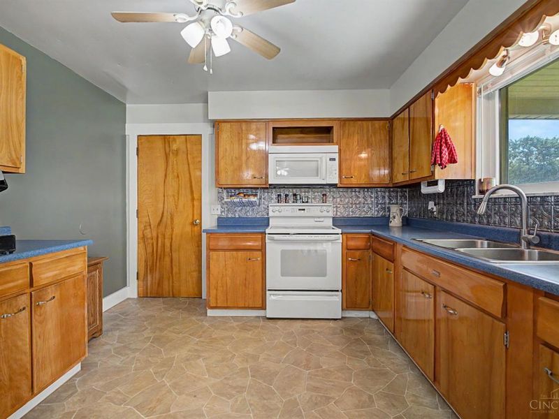 3871 W Elkton Road, Wayne Township, OH 45011 Photo 21
