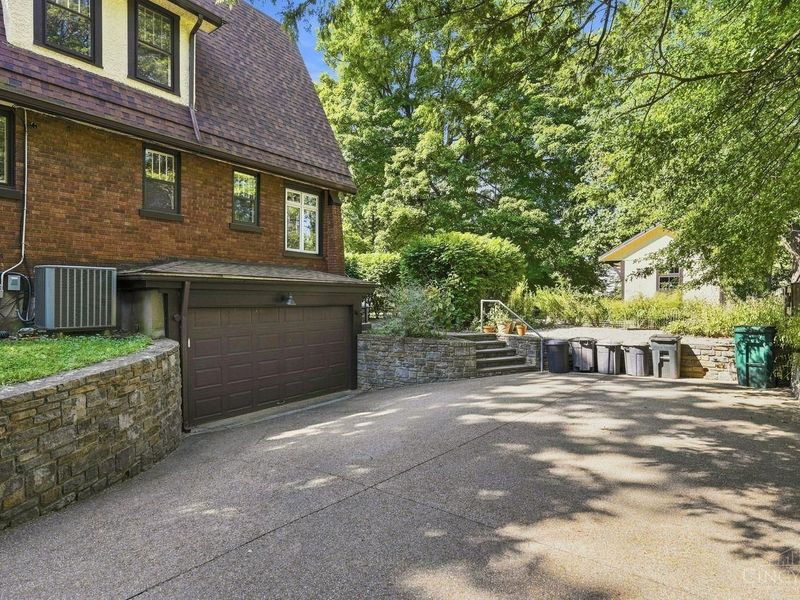 6235 Orchard Lane, Cincinnati, OH 45213 Photo 48
