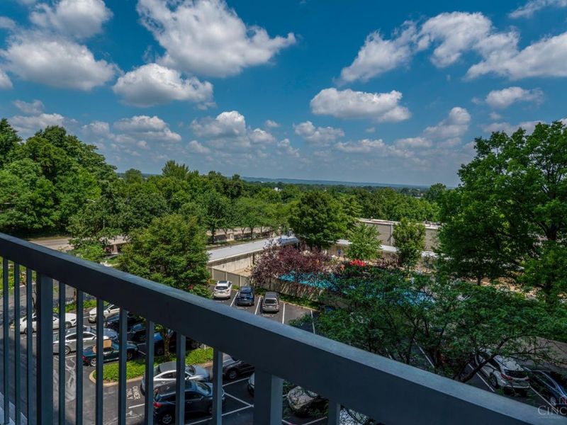 2444 Madison Road, Unit 507, Cincinnati, OH 45208 Photo 12