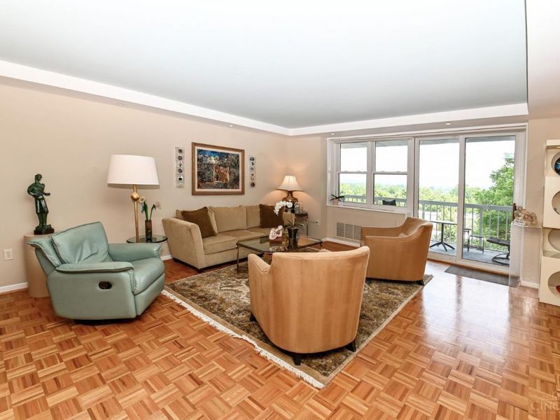 2444 Madison Road, Unit 507, Cincinnati, OH 45208 Photo 9