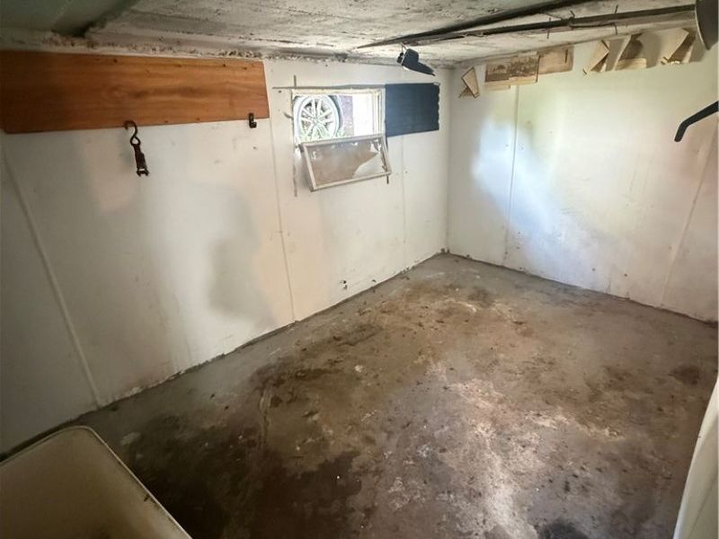 536 Lindell Street, Akron, OH 44305 Photo 6