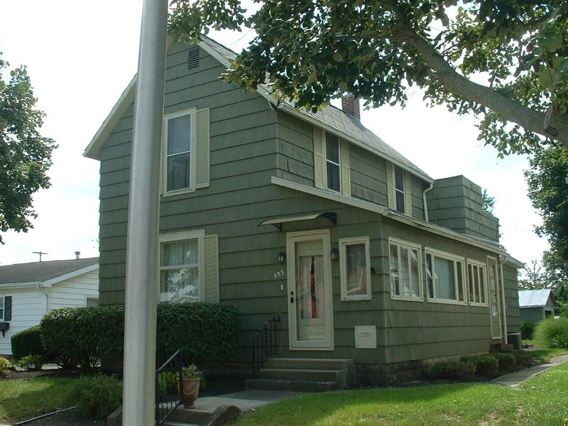 503 E Mechanic Street, Wapakoneta, OH 45895 Photo 3
