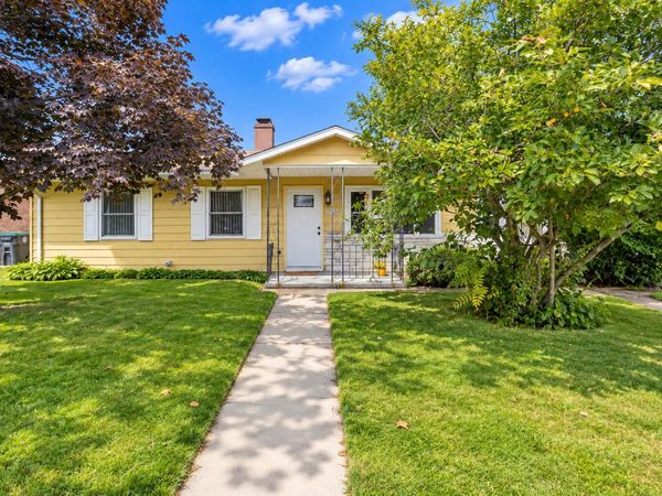 2834 W 38th Avenue , Hobart, IN 46342