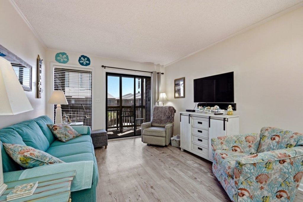 202 North Ocean Blvd.  Photo 11