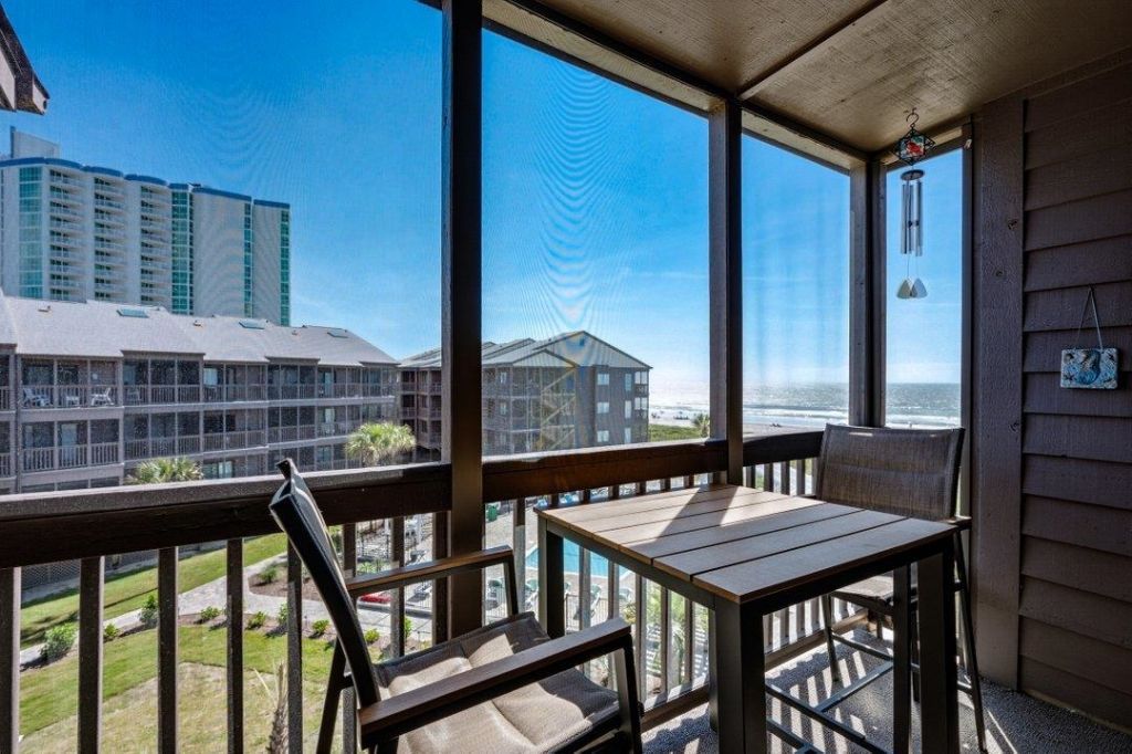 202 North Ocean Blvd.  Photo 17