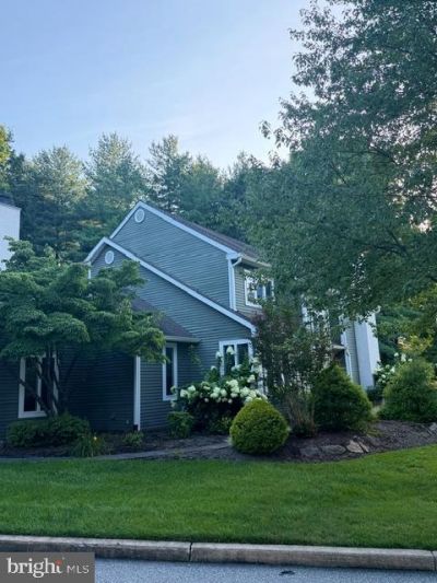 40 HORSESHOE LANE, NEWTOWN SQUARE, PA 19073