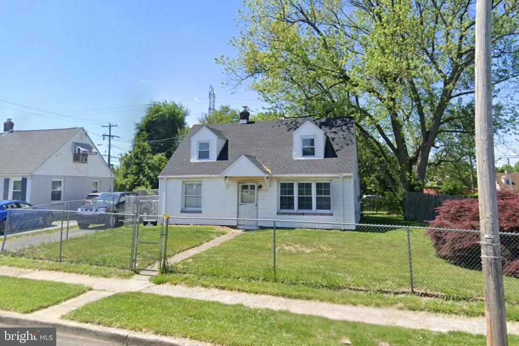 15 Bacon Avenue, New Castle, DE 19720 Main Photo