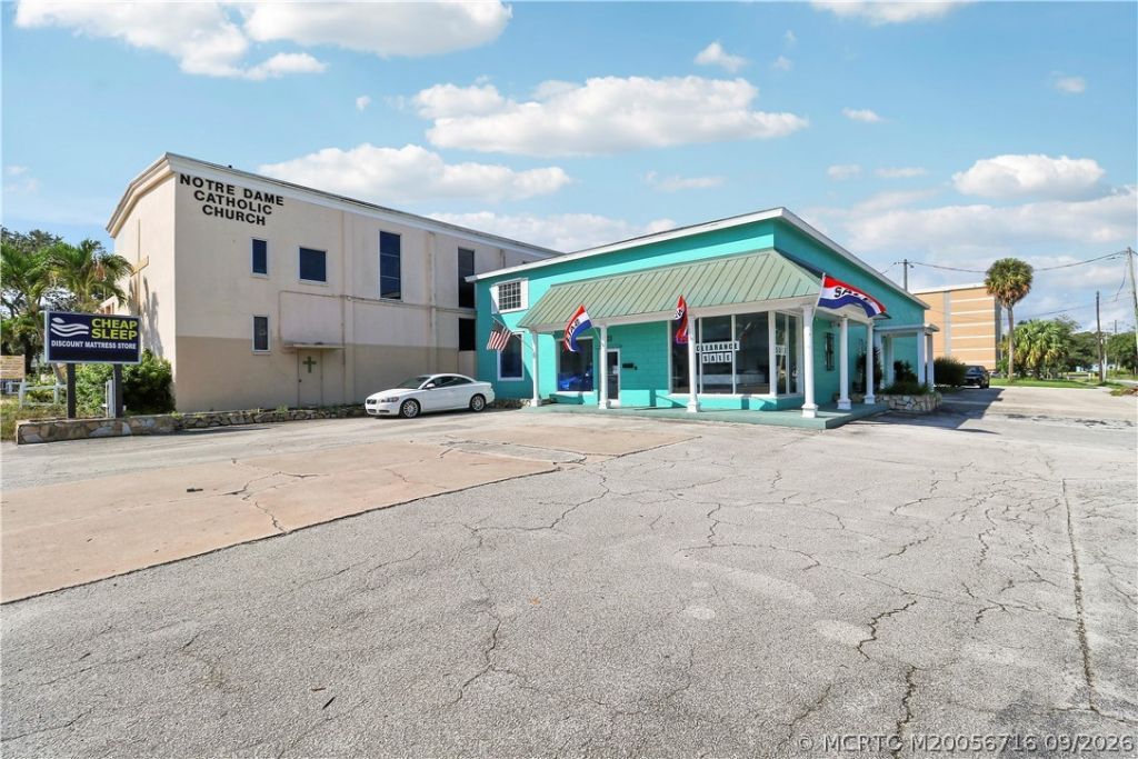 221 N Us Highway 1 Highway, Fort Pierce, FL 34950 Photo