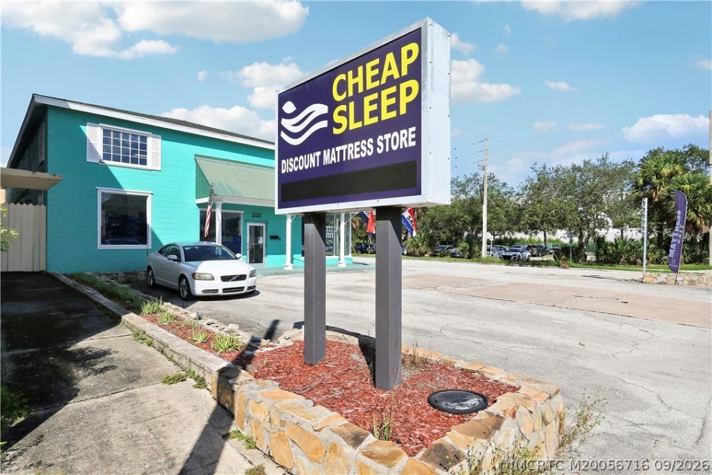 221 N Us Highway 1 Highway, Fort Pierce, FL 34950 Photo