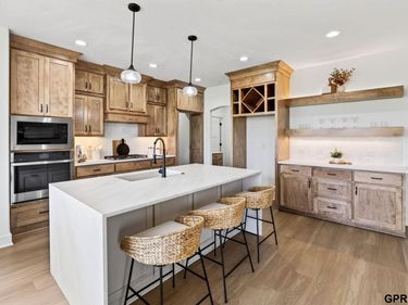 18316 Acorn Drive, Gretna, NE 68028