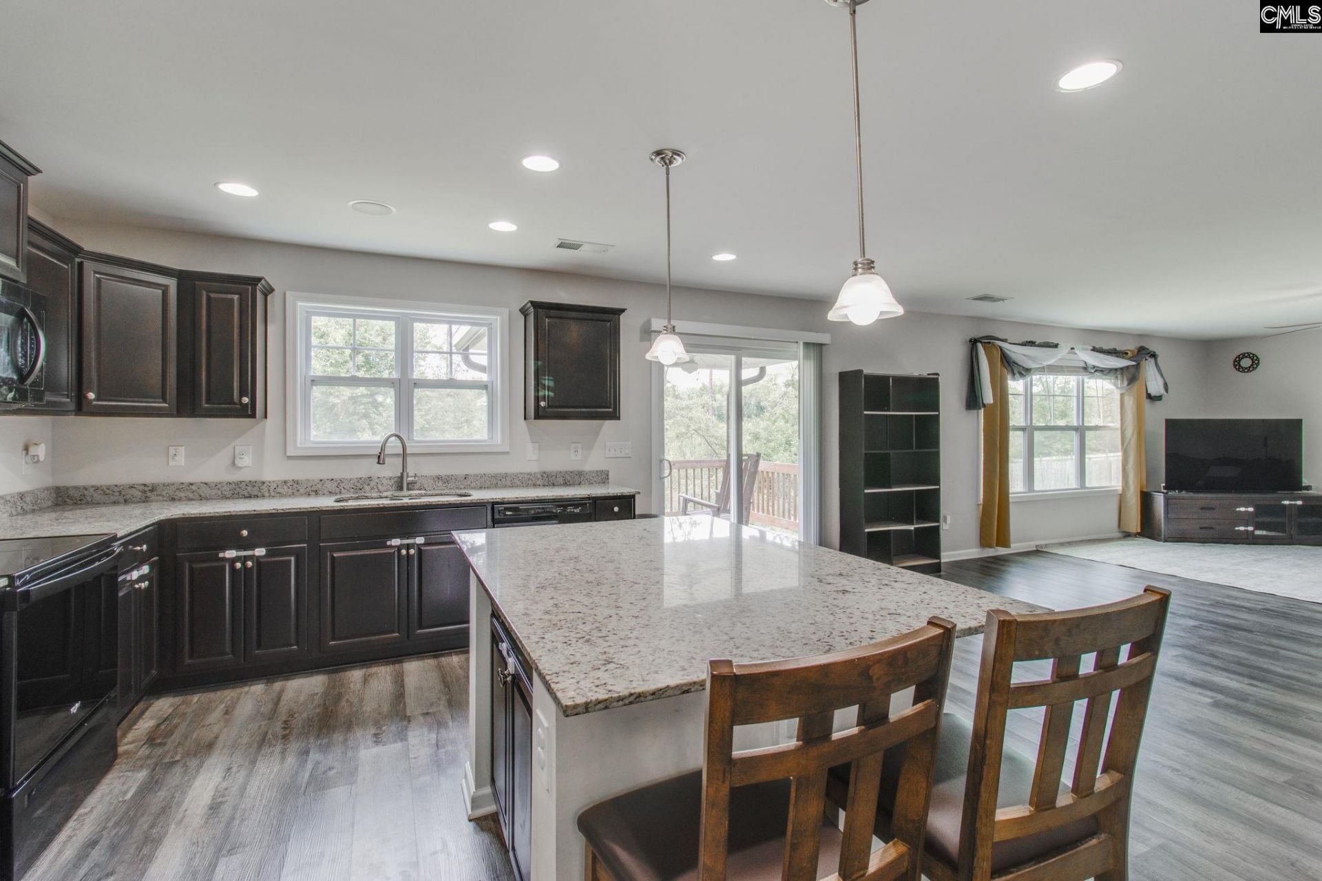1466 Green Valley Way  Photo 10