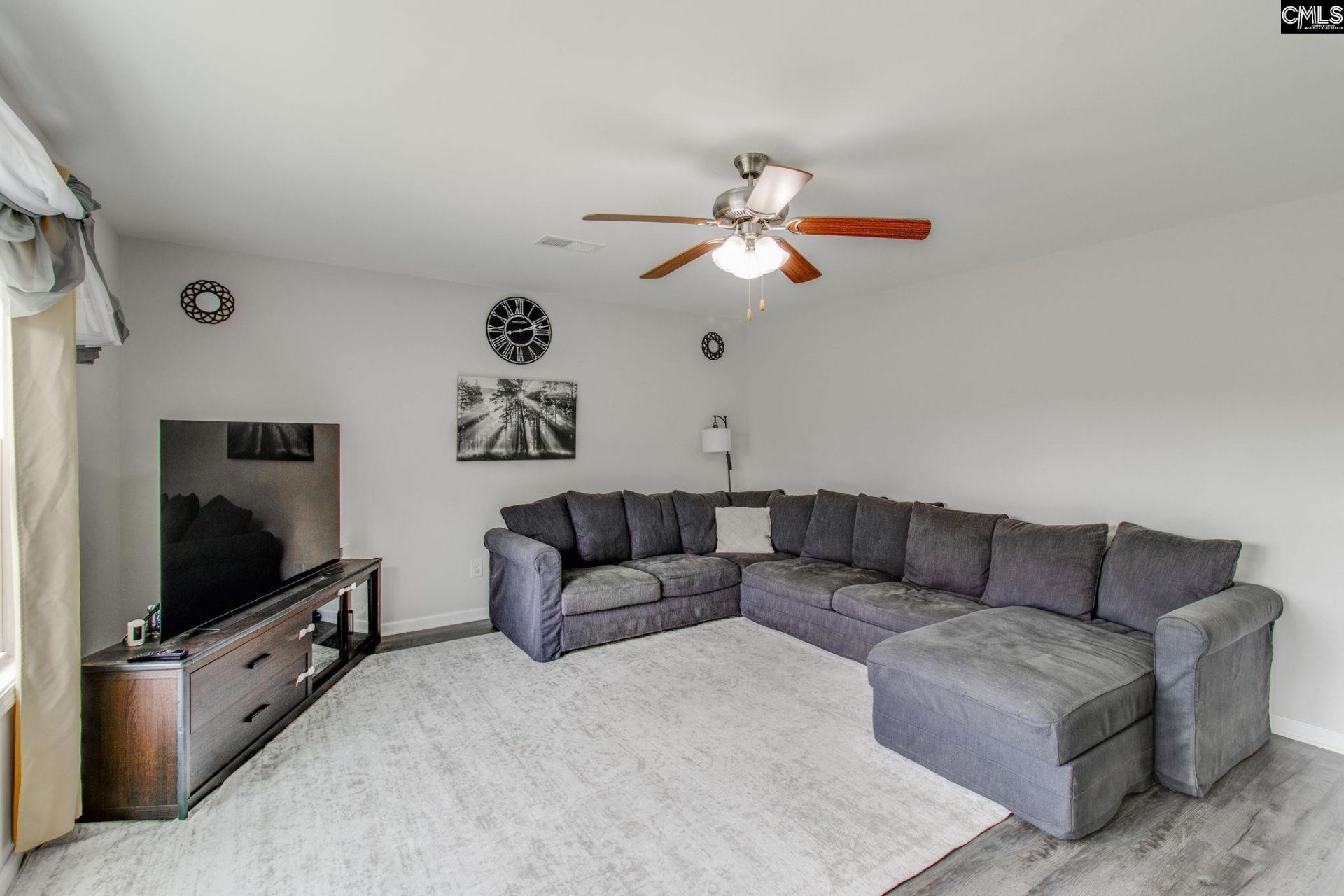 1466 Green Valley Way  Photo 13